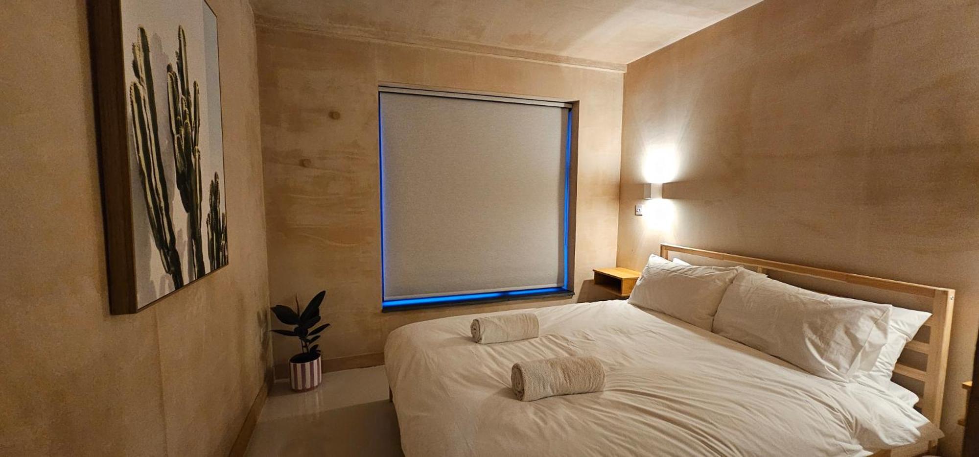 Shorebreak Apartments New Quay Extérieur photo